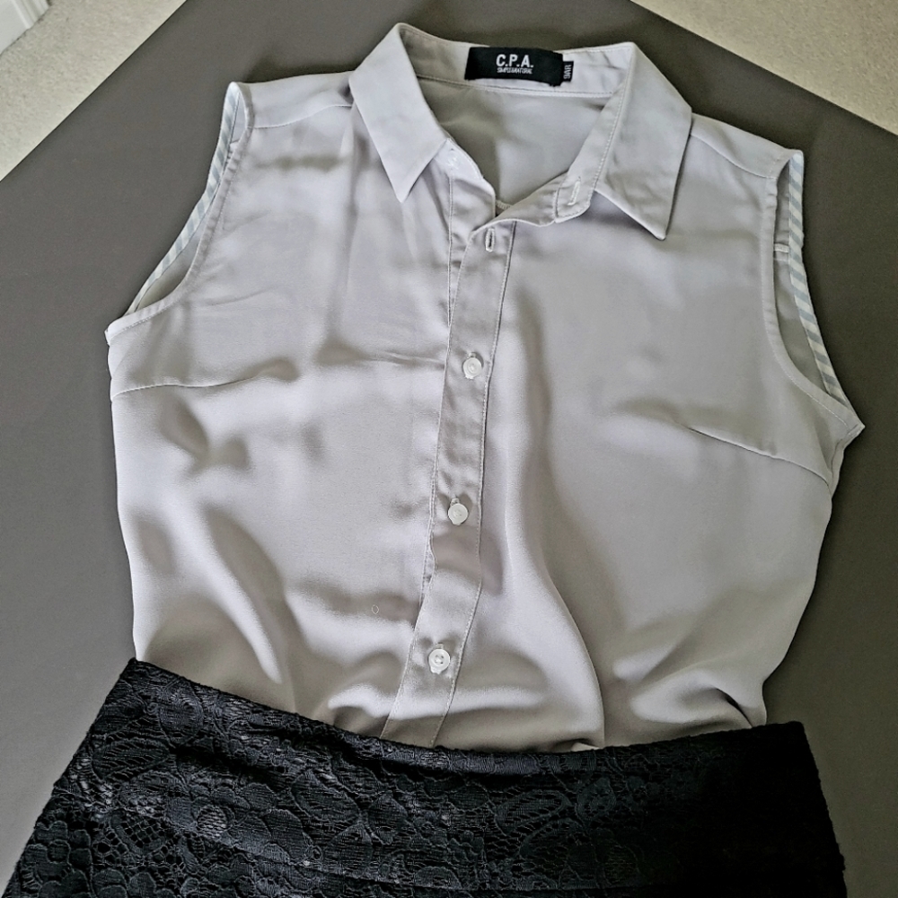Sleeveless Button Down Shirt Light Gray M